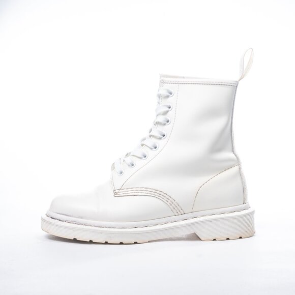 Dr Martens 14357 Mono All White Smooth Leather Boots Combat Women's sz 6 - Picture 4 of 9